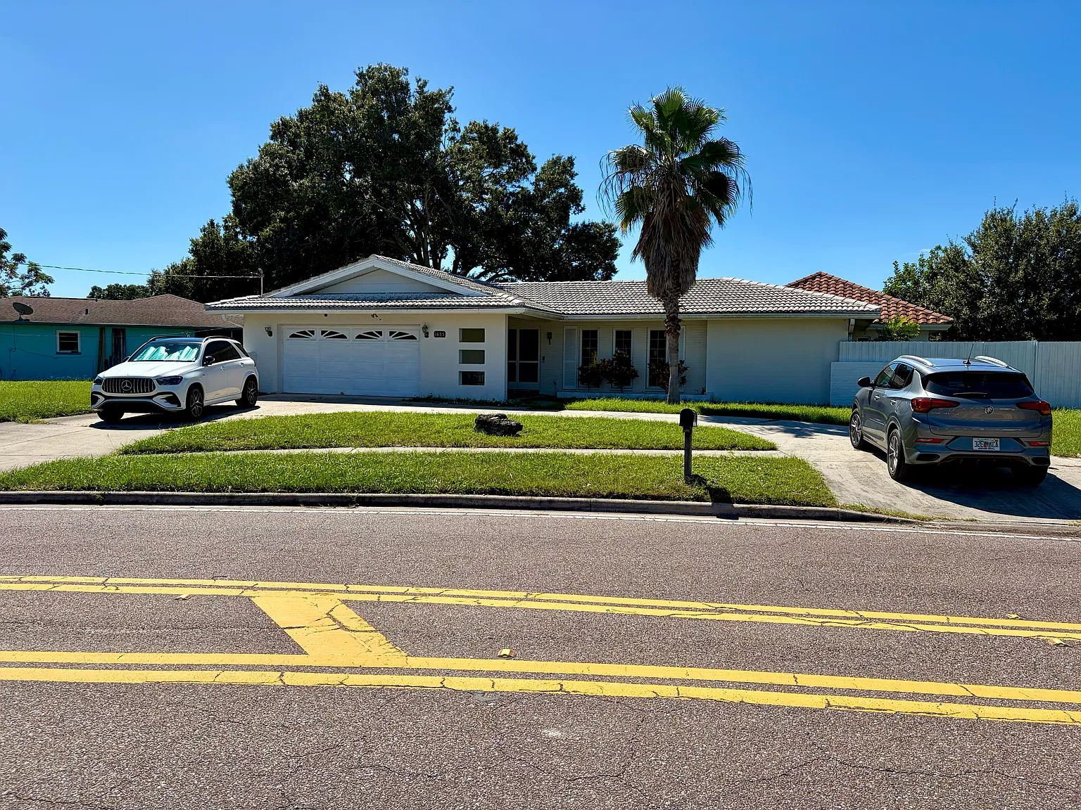 3 bed, 2031 sqft, $3,300 — Photo 1