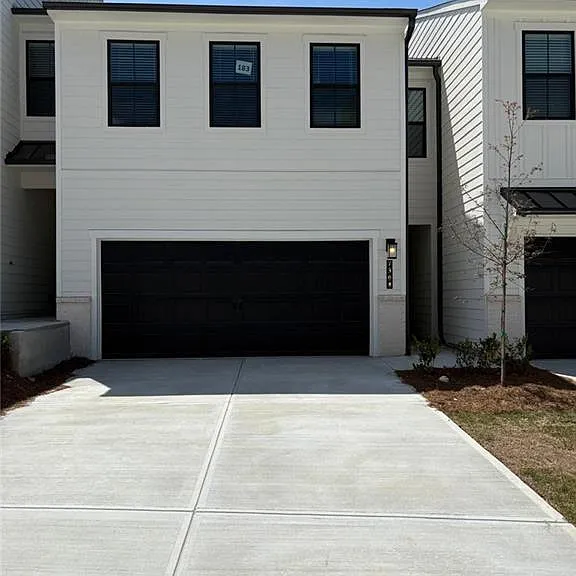 7308 Mulberry St — Photo 1