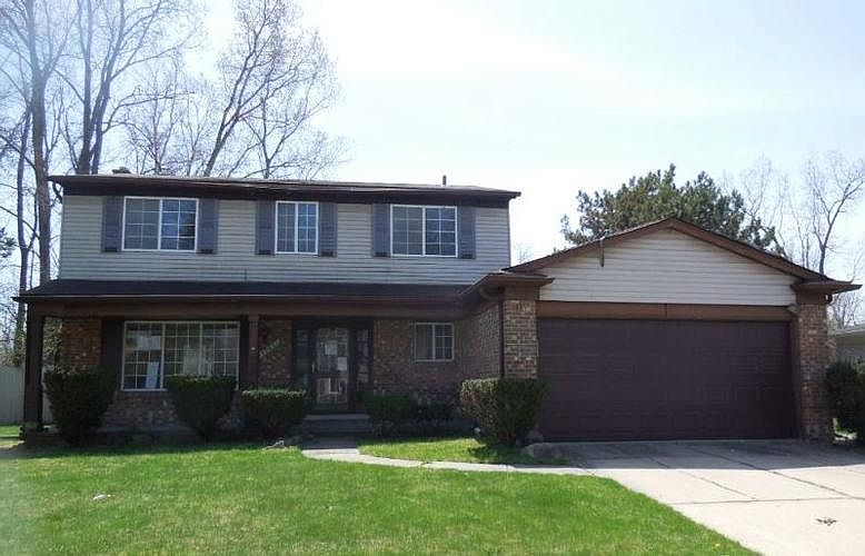 1st image of 37521 Hillcrest Dr