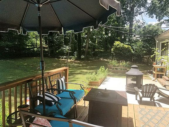 5th image of 302 Lamplighter Ln SE