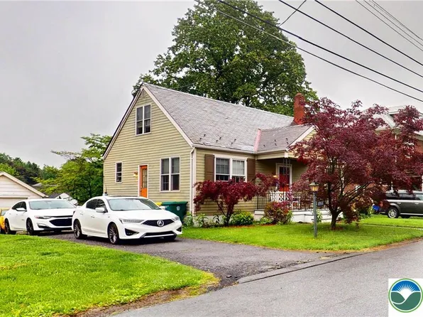 2711 John St, Easton, PA 18045