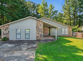 8340 Beechwood Trce, Riverdale, GA 30274