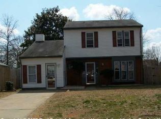 911 Sugar Tree Ct, Chesapeake, VA 23320