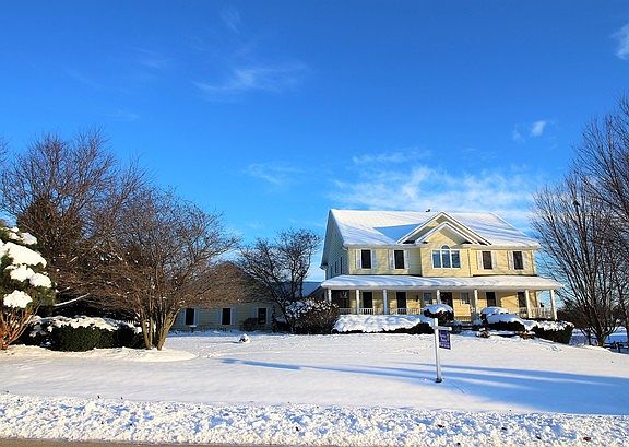 3rd image of 6N677 Willowbrook Dr