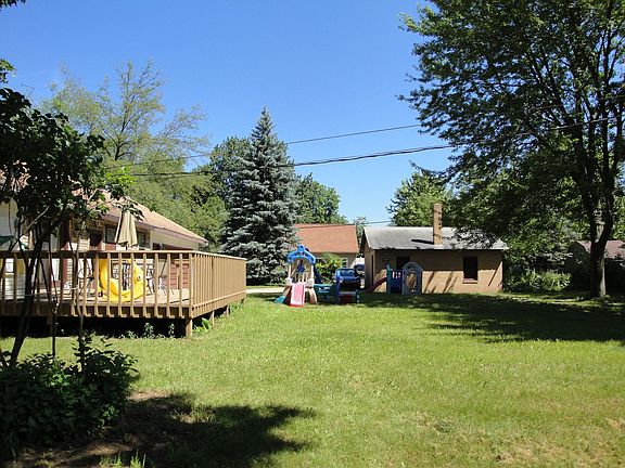 deck and 2nd garage