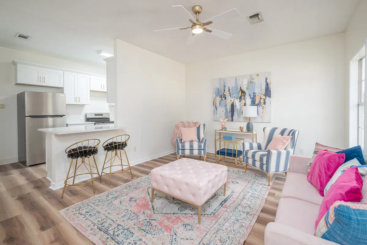 3 bed, 1707 sqft, $2,250 — Photo 4