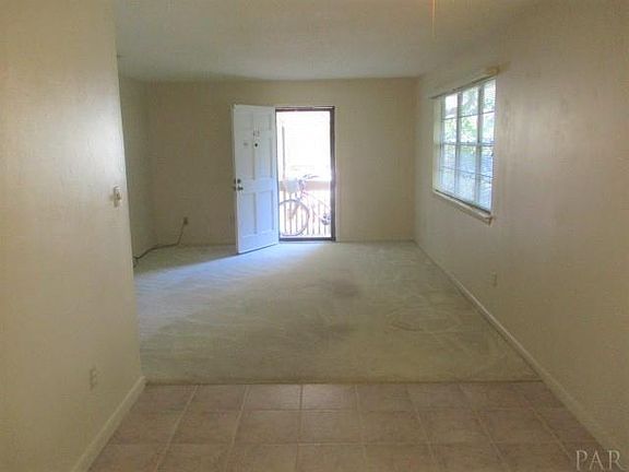 3rd image of 1200 Shoreline Dr APT 412