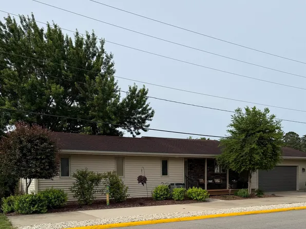 1117 Union St, Iowa Falls, IA 50126