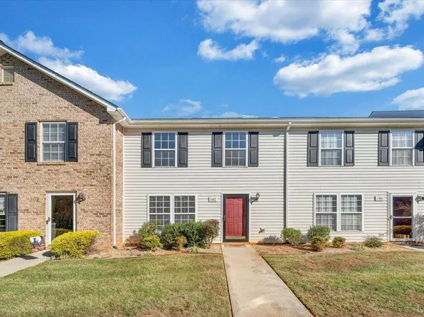 1182 Blue Ridge View Cir, Forest, VA 24551