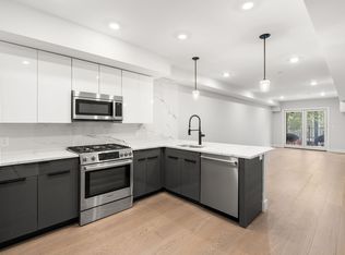 321 West Broadway #1, Boston, MA 02127