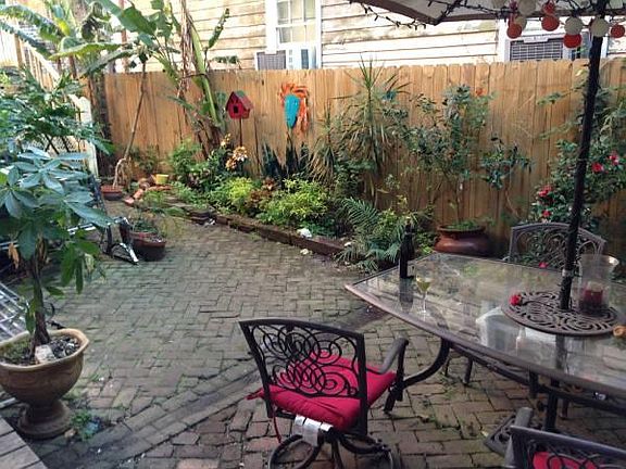 3rd image of 1516 Camp St