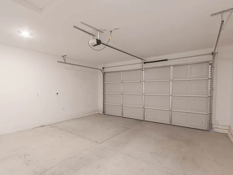 36610 W Mediterranean Way — Photo 30