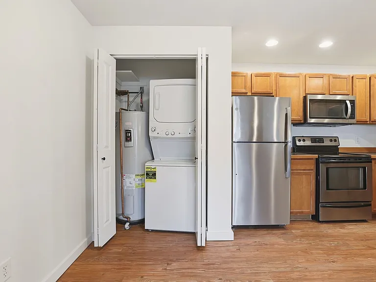 2222 Baxter Ln — Photo 15