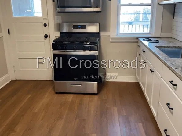 3495 W 98th St APT 4, Cleveland, OH 44102