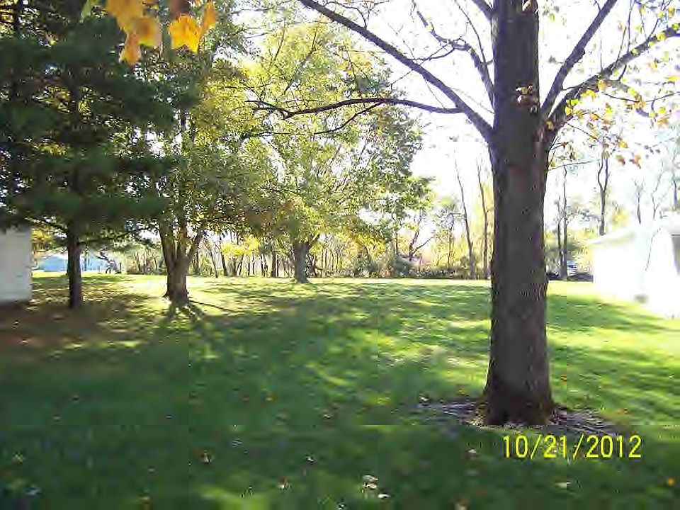 2nd image of 804 E 14th St