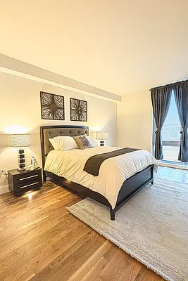 Rented by City View Living | media 79