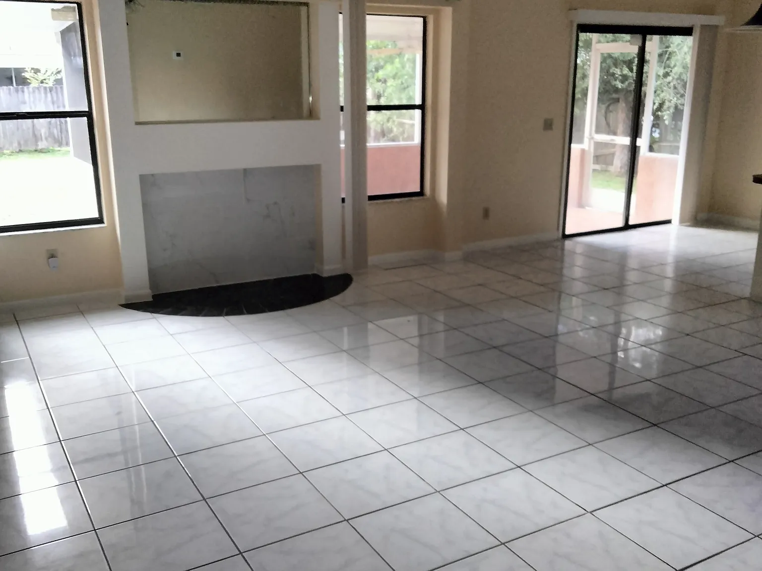 3 bed, 1180 sqft, $1,800 — Photo 4