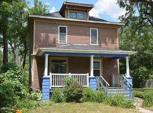 1101 Clinton Ave, Kalamazoo, MI 49001