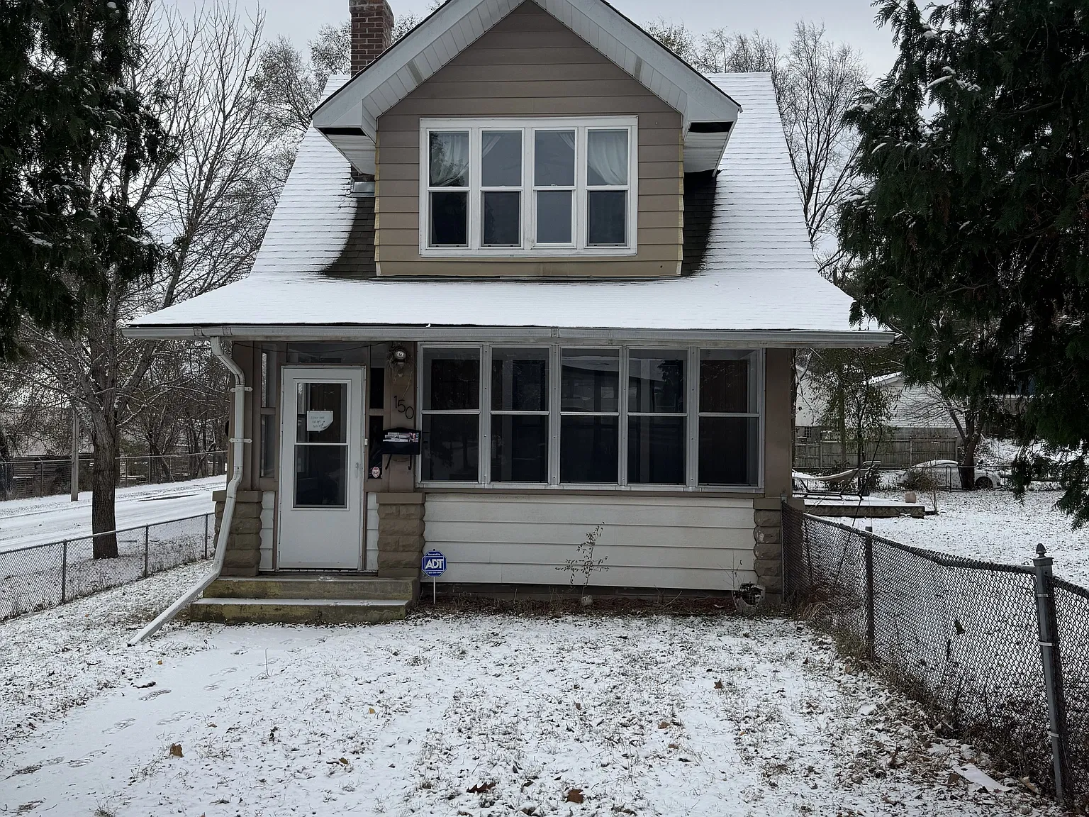 5 bed, 2113 sqft, $2,890 — Photo 1
