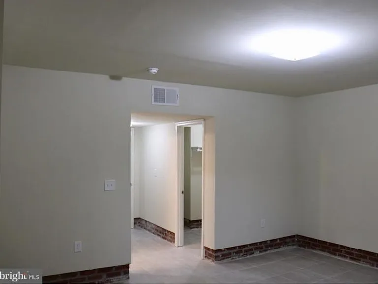 32 E Preston St #A — Photo 25