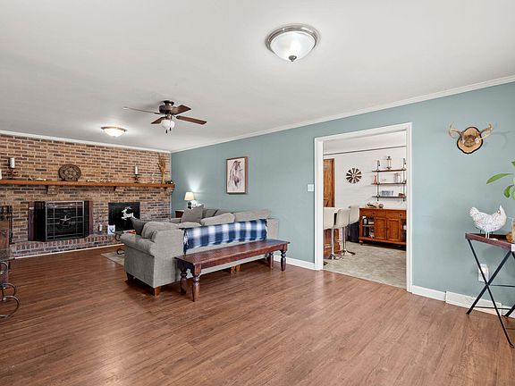 5th image of 151 Grannys Ln