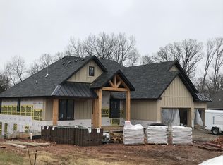 411 W Everwood Way, Nixa, MO 65714