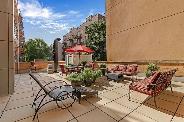 Sold by Station Cities | media 6