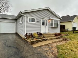 646 Dean Dr #646, South Elgin, IL 60177