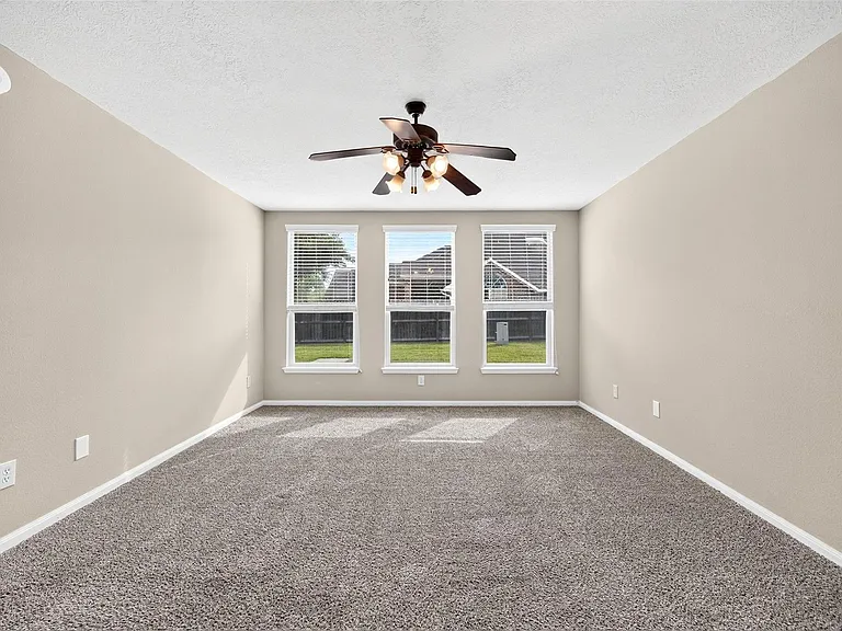 7603 Kenmark Ct — Photo 22