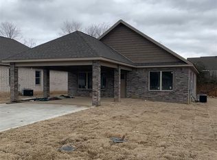 256 Wolf #DEN, Jonesboro, AR 72401
