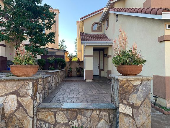 2nd image of 11452 Summershade Ln