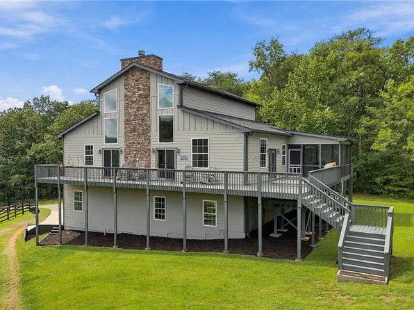 279 Seven Springs Rd, Talking Rock, GA 30175