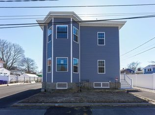 17 Walnut St, Taunton, MA 02780