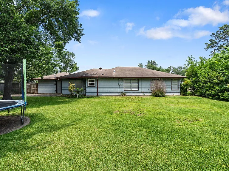 9333 Walterville Rd — Photo 33