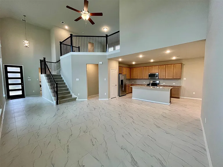 553 Sand Branch Dr — Photo 7