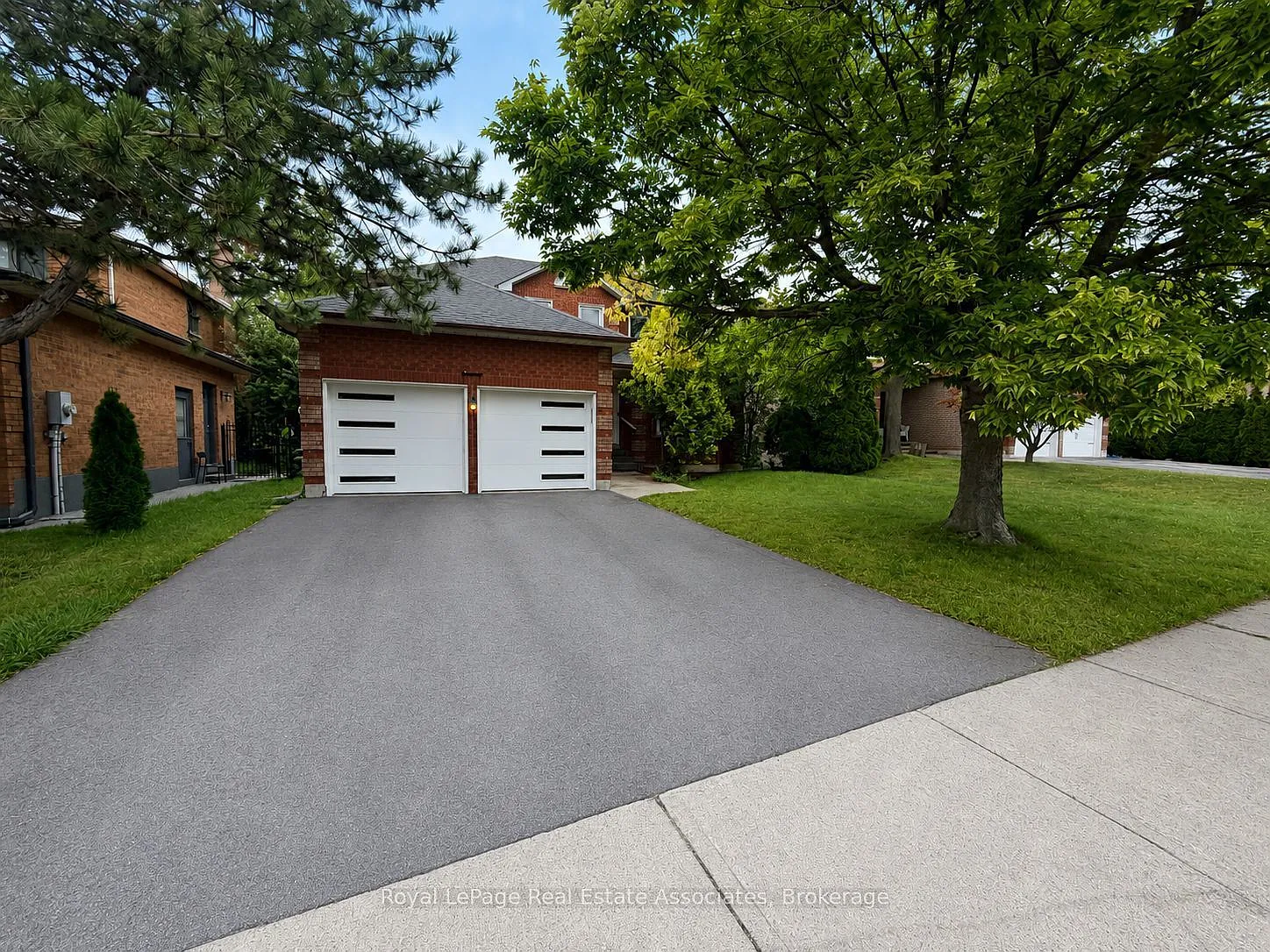 3 bed, $4,350 — Photo 2
