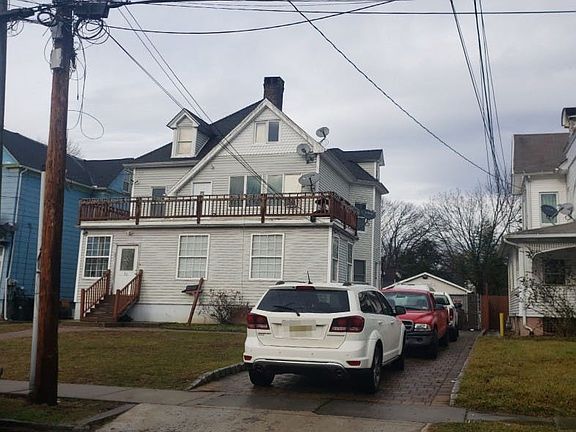 3rd image of 52-54 Sandford Ave