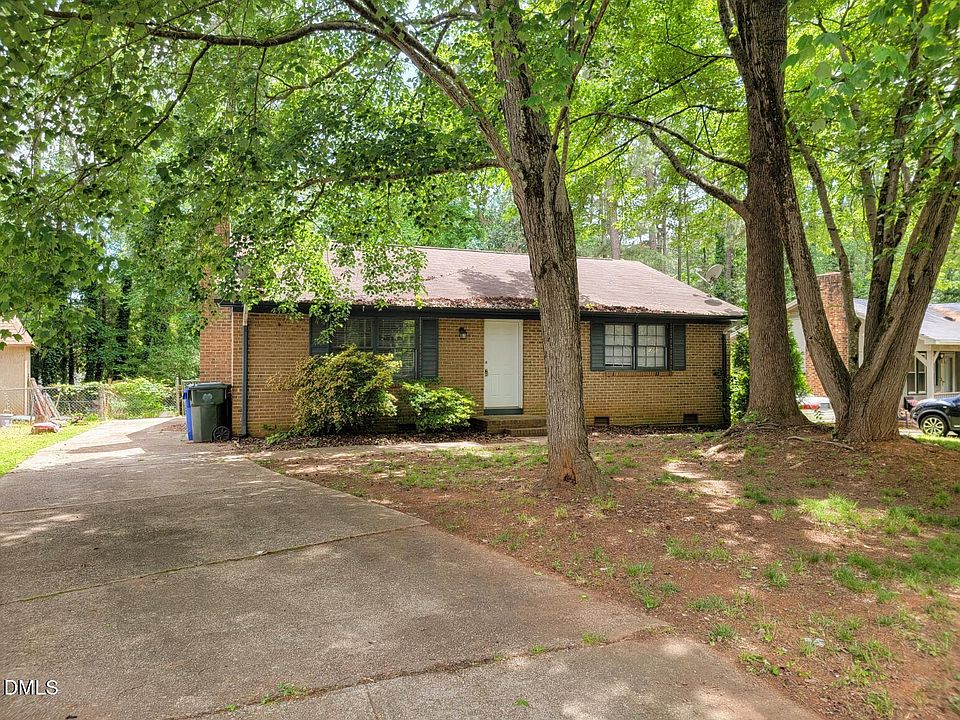 1st image of 809 Plentywood Ct