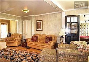 2nd image of 27 Woodhill Cir