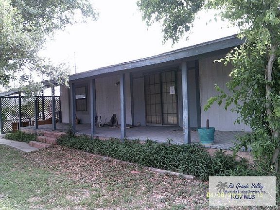 3rd image of 1307 Lake View Dr