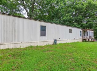 318 Concord Cades Rd, Trenton, TN 38382