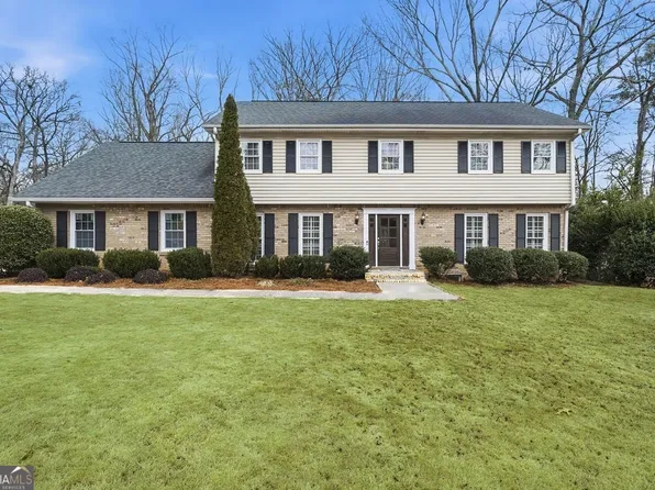 5147 Meadowlake Dr, Atlanta, GA 30338