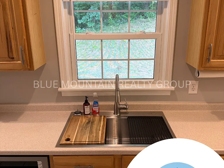 158 Hayfield Dr — Photo 15