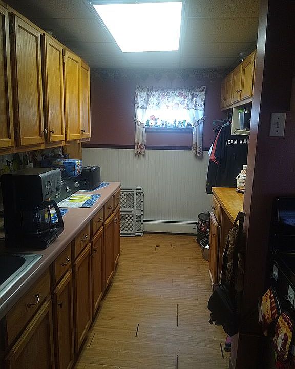 31 Cayadutta St, Johnstown, NY 12095 Zillow