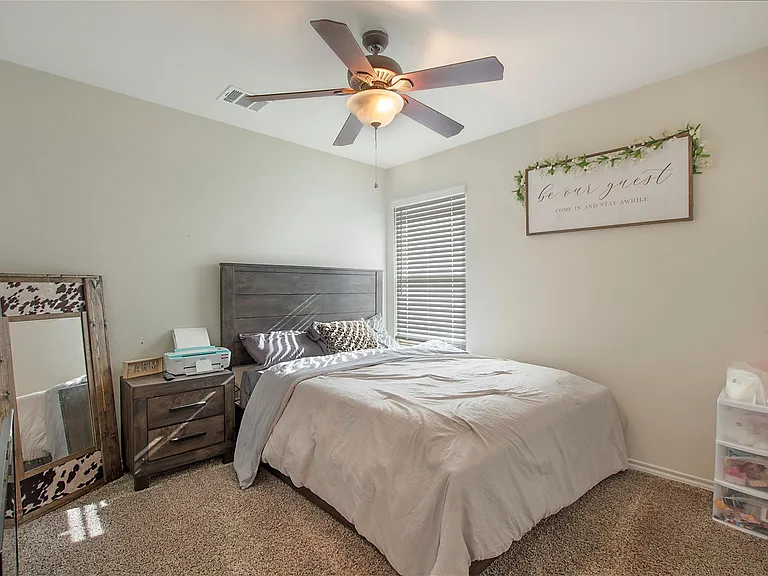 504 Silo Cir — Photo 2