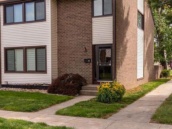 3rd image of 412 Kellington Dr