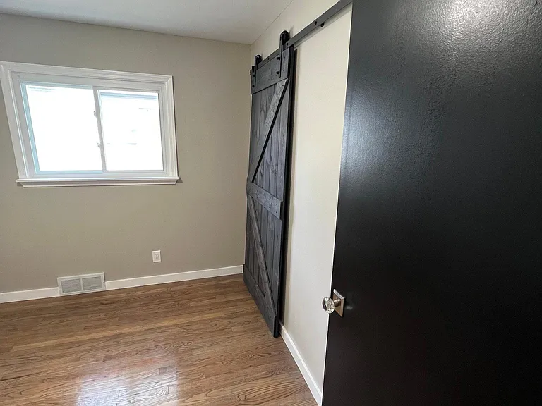 149 Elmsford Ave — Photo 8
