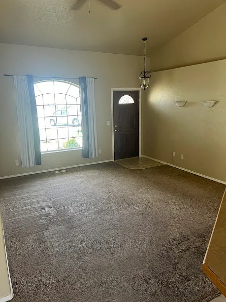 3 bed, 1238 sqft, $2,175 — Photo 4