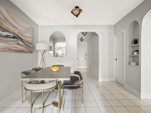 3424 82nd St APT 1J, Flushing, NY 11372