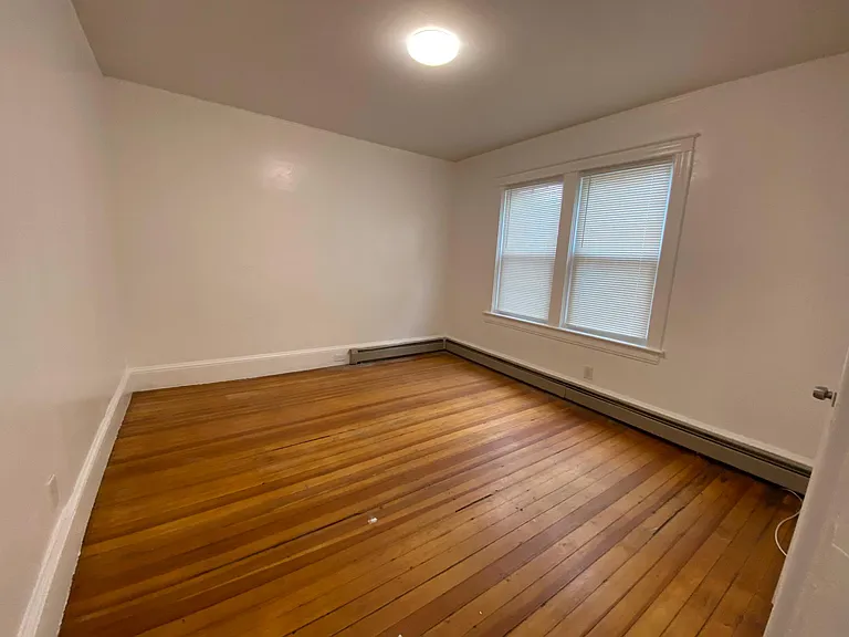 61 Pembroke Ave #1 — Photo 5